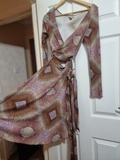 Issa London Brown Geometric