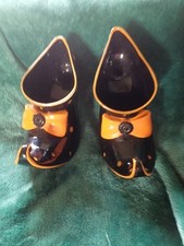 TK Maxx Halloween  Large Pair Of Witches  Ceramic Shoes  Very Cool Megenta 