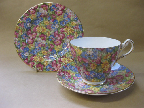 Vintage pretty floral - pretty, chintz