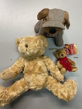 Official  Hamleys Sitting