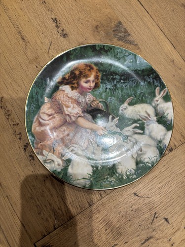 Alice wonderland bone - in,