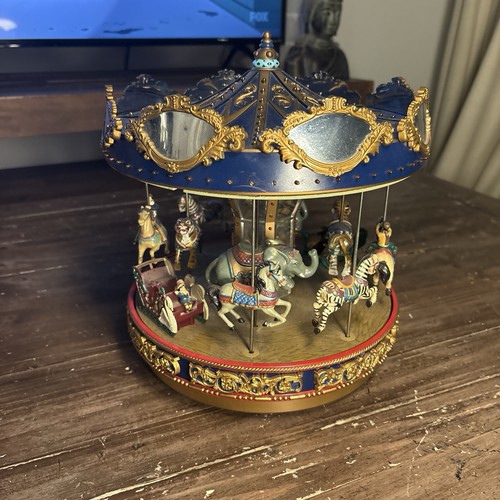 Christmas gold label - mr,