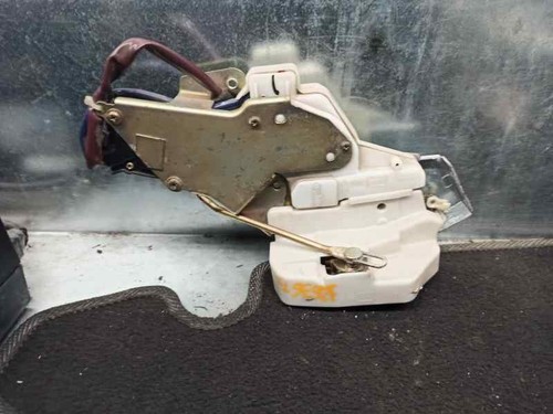 8230254g00 rear left door - left,