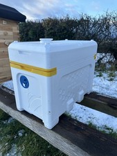 Lees bees poly nuc - poly,