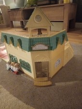 Berry Grove School Dollhouse with Furniture Accessories Set