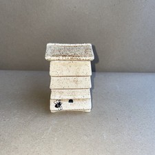 Old  Collectable WBC hive style ceramic honey pot  USED. 