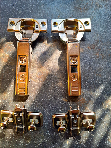 Blum soft close clip hinges - soft, on