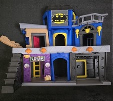 TOYS R US Exclusive
