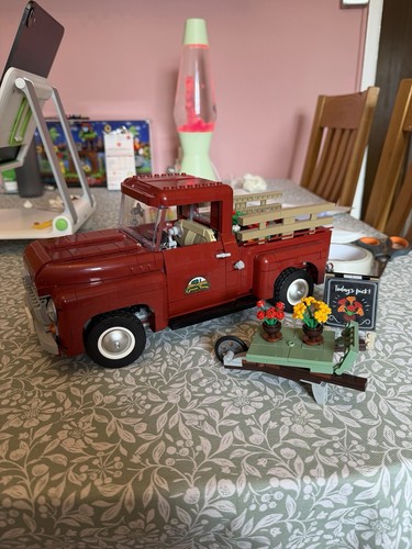 Lego icons pickup truck - icons:,
