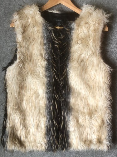 Ladies amisu size - faux, fur