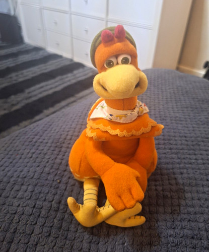 Vintage chicken run - run, ginger