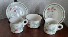 VINTAGE WEDGWOOD RASPBERRY