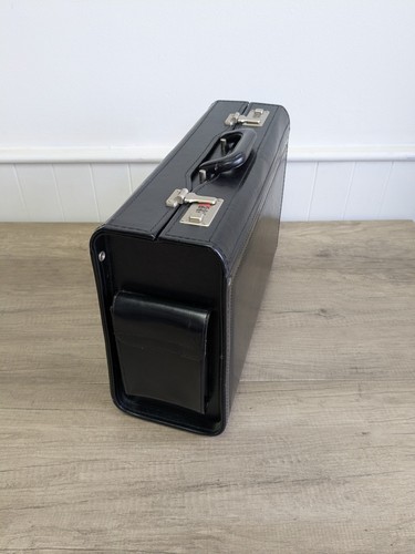 Vintage black faux leather - black,