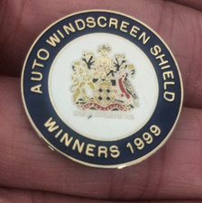RARE OLD WIGAN ATHLETIC AUTO WINDSCREEN SHIELD WINNERS 1999 ENAMEL PIN BADGE
