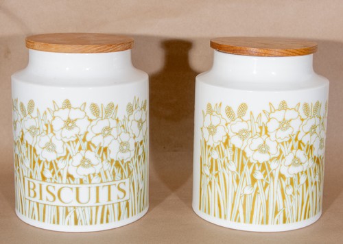 Pair hornsea pottery - of, fleur
