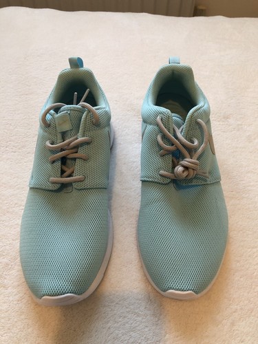 Nike roshe runs - runs, size