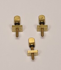 Fin Screw & Plate BRASS Thumb