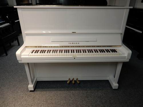 Yamaha upright piano - u3,