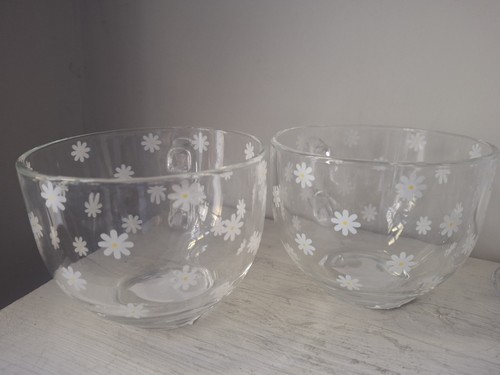 Large toughened glass mugs - large,