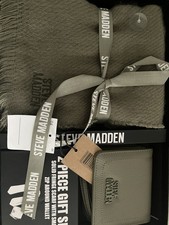 Steve Madden 2 Piece Gift Set