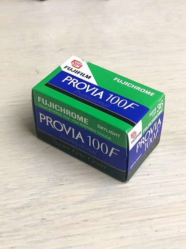 Fujichrome provia 100f 35mm - fujichrome,