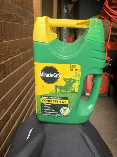 Miracle gro evergreen - evergreen, complete