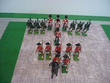 BRITAINS GORDON HIGHLANDERS  PIPES DRUMS  BAND & ESCORT PARTY SOLDIERS