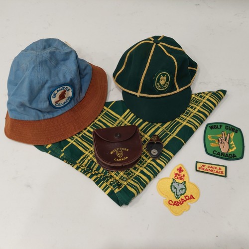 Vth 1970s wolf cubs - cubs, scouts