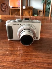 Panasonic DMC-LX7 24mm Wide