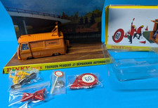 570 A FOURGON PEUGEOT VAN J7