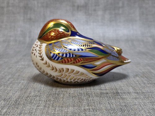 Royal crown derby - crown,