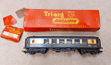 Triang R228 OO Gauge Pullman