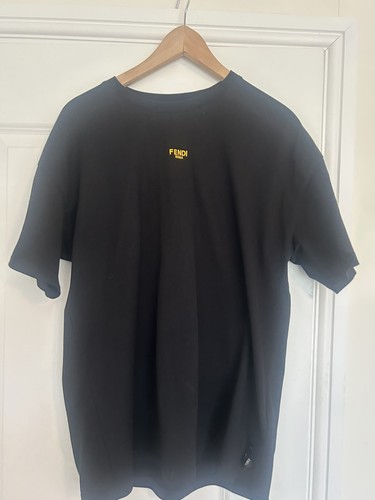Fendi roma embossed logo - fendi,