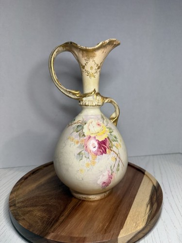 Floral skinny pitcher white - floral,