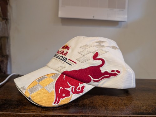 Vintage red bull racing - red,