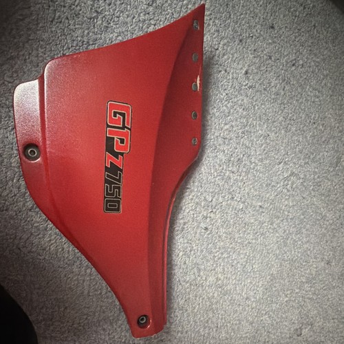 Gpz750 red left side - red,