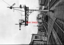 PHOTO  2 X 3 CAR SUBURBAN DMU