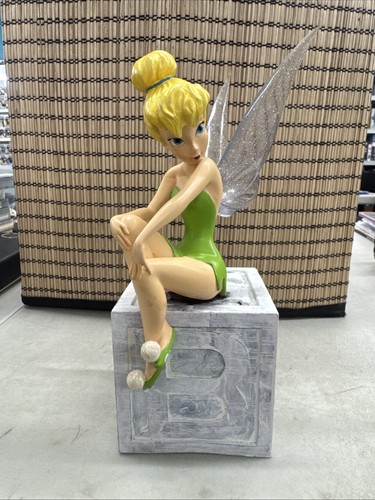 Disney parks figurine peter - disney,