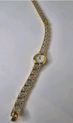 Vintage carvel quartz gold - vintage,