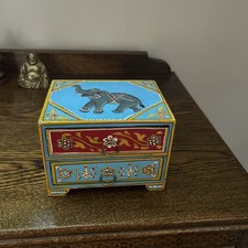 HANDMADE INDIAN MANGO WOOD TWO DRAWER ELEPHANT TRINKET/SPICE/STORAGE CHEST 