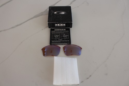 New genuine oakley - new,