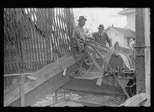 Unharnessing team of horses