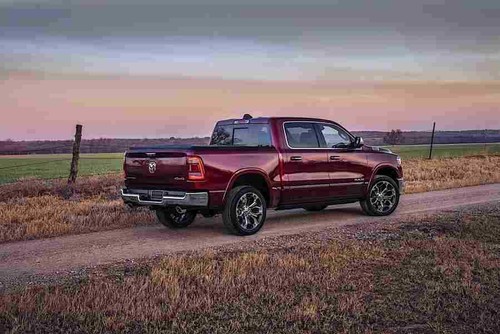 Ram trucks 1500 crew - trucks, cab