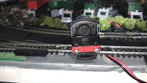 Caledonian steam locomotive - locomotive, r