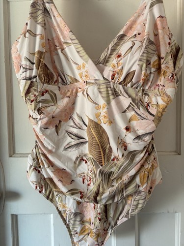 Women bathing costume size - costume,