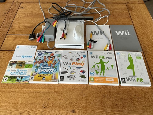 Nintendo wii console - nintendo,