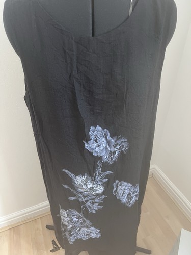 Saloos women black floral - women's,