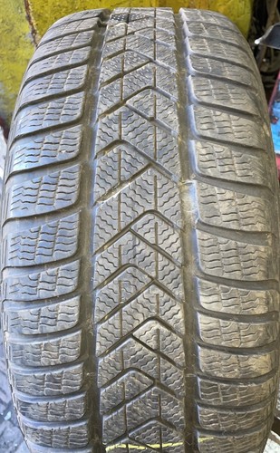 225 92v pirelli - 225/40/18,