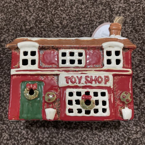 Village pottery xmas - village,