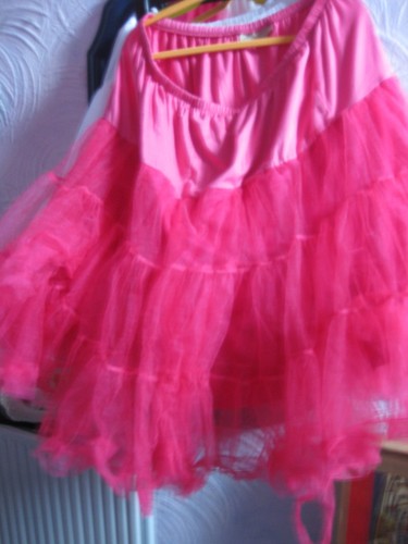 Frilly pink petticoat uk - petticoat,